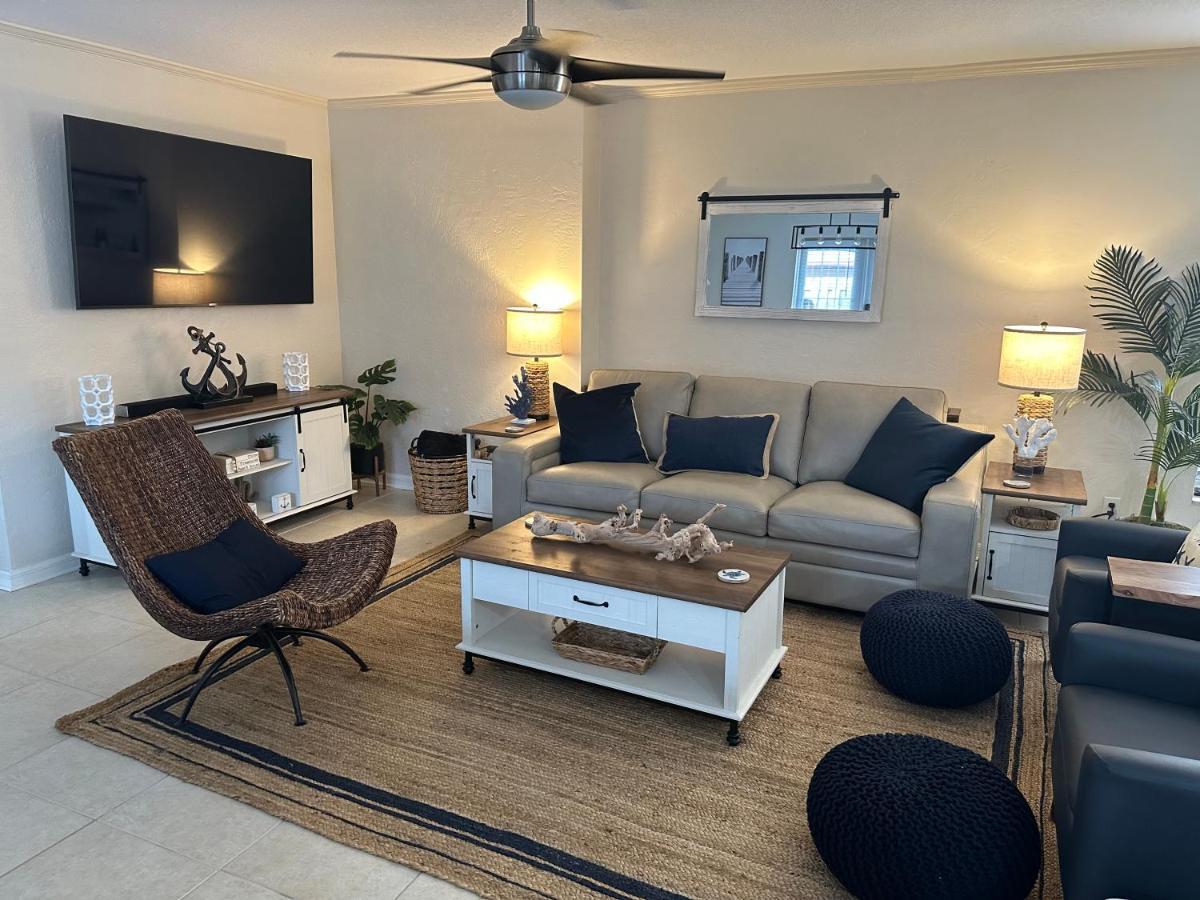 Three Treasures Beach House نيو سميرنا بيتش المظهر الخارجي الصورة